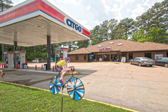 Holiday Food Mart